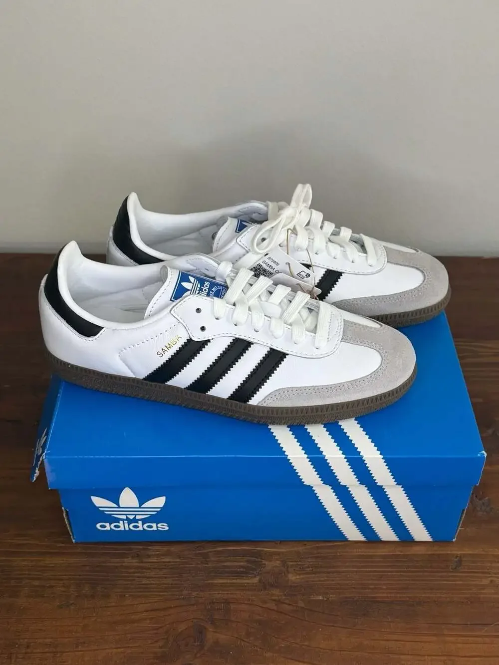 Adidas Samba OG Sneakers White/Black Size US Men's 6 / Women's 7 - Picture 5 of 11